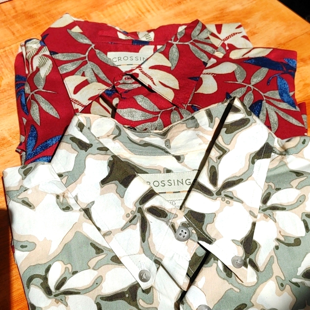 Vintage Crossings Hawaiian Pattern Buttondowns